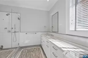 351 Lewelen Cir, Englewood, NJ 07631 - Photo 33