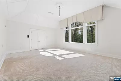 351 Lewelen Circle, Englewood, NJ 07631 - Photo 25