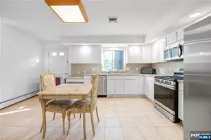 37 Palisades Blvd B, Palisades Park, NJ 07650 - Photo 13