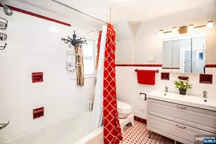 1161 Anna St, Teaneck Township, NJ 07666 - Photo 33