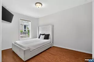 247 Bradley Dr, Wood Ridge, NJ 07075 - Photo 5
