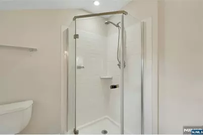 20 Florence Place, Elmwood Park, NJ 07407 - Photo 23