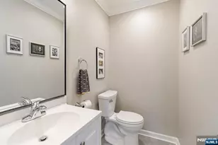 138 Summit Ave, New Milford, NJ 07646 - Photo 9