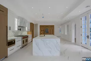 67 Robin Ln, Alpine, NJ 07620 - Photo 19