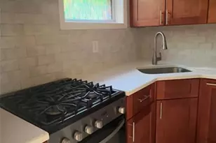 295 Tenafly Road E, Tenafly, NJ 07670 - Photo 3