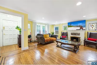 384 Woods Road, Teaneck Township, NJ 07666 - Photo 7