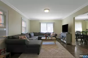 54 Chestnut Ave, Park Ridge, NJ 07656 - Photo 7