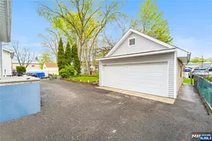 46 Chamberlain Ave, Little Ferry, NJ 07643 - Photo 3