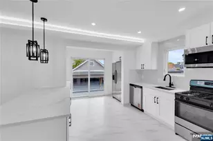 46 Chamberlain Ave, Little Ferry, NJ 07643 - Photo 11