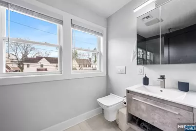 507 Sagamore Avenue, Teaneck Township, NJ 07666 - Photo 23