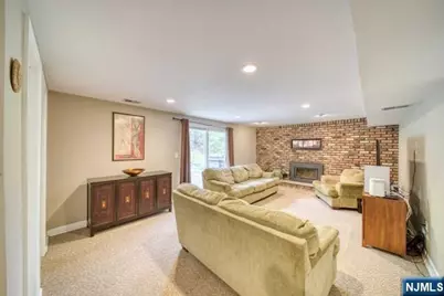 225 Doxey Drive, Park Ridge, NJ 07656 - Photo 5
