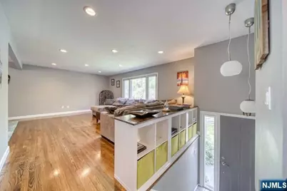 225 Doxey Drive, Park Ridge, NJ 07656 - Photo 3