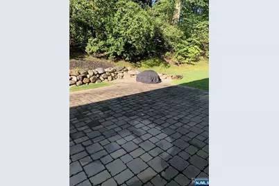 225 Doxey Drive, Park Ridge, NJ 07656 - Photo 19