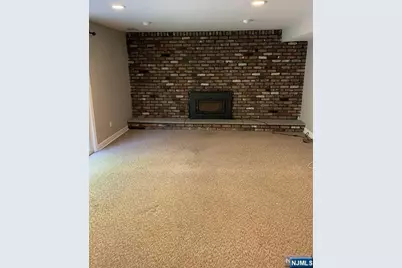 225 Doxey Drive, Park Ridge, NJ 07656 - Photo 17
