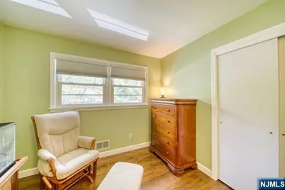 225 Doxey Drive, Park Ridge, NJ 07656 - Photo 15