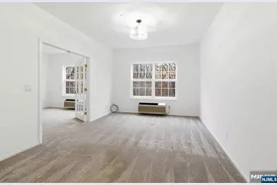 5301 Richmond Road 301 #301, West Milford, NJ 07480 - Photo 9