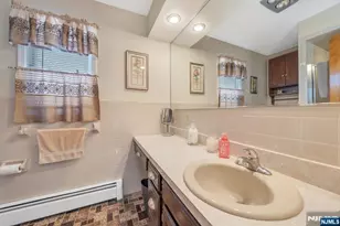 191 Pershing Rd, Clifton, NJ 07013 - Photo 25