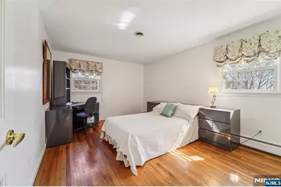657 Lincoln Avenue, Glen Rock, NJ 07452 - Photo 21