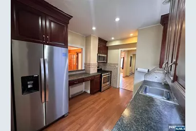 276 Madison Avenue, Clifton, NJ 07011 - Photo 7
