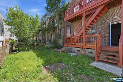 153 Sterling Avenue 1st Floor #1st floor, Jersey City, NJ 07305 - Photo 19