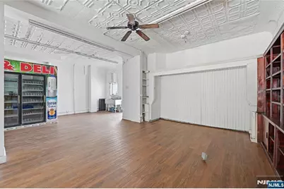 153 Sterling Avenue 1st Floor #1st floor, Jersey City, NJ 07305 - Photo 5