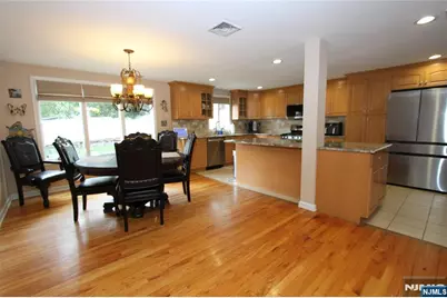 7 Stuart Street, Waldwick, NJ 07463 - Photo 5