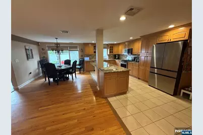 7 Stuart Street, Waldwick, NJ 07463 - Photo 13