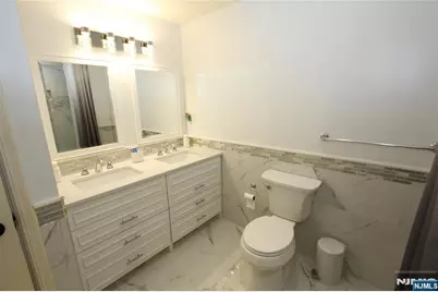 7 Stuart Street, Waldwick, NJ 07463 - Photo 25