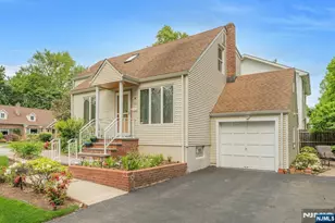 24 Cambridge Rd, Tenafly, NJ 07670 - Photo 3