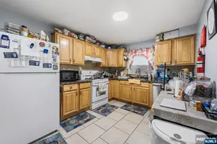 48 Lake St, East Orange, NJ 07017 - Photo 37