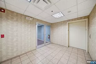 17 Elm Ave 2nd Floor, Hackensack, NJ 07601 - Photo 27