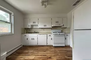 2004 Hoefleys Ln, Fort Lee, NJ 07024 - Photo 3