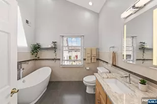 536 Second Ave, Lyndhurst Township, NJ 07071 - Photo 41
