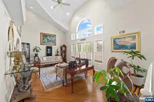 536 Second Ave, Lyndhurst Township, NJ 07071 - Photo 19