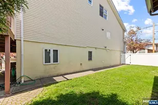 536 Second Ave, Lyndhurst Township, NJ 07071 - Photo 15
