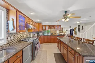 536 Second Ave, Lyndhurst Township, NJ 07071 - Photo 25