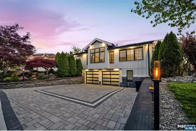 22 Berkshire Place, Englewood Cliffs, NJ 07632 - Photo 45