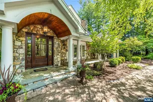 8 White Pine Rd, Upper Saddle River, NJ 07458 - Photo 3