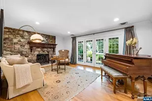 8 White Pine Rd, Upper Saddle River, NJ 07458 - Photo 5