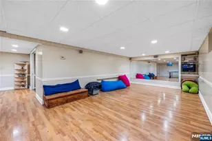 8 White Pine Rd, Upper Saddle River, NJ 07458 - Photo 37