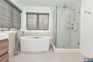 15 Sherbrooke Ct, Saddle River, NJ 07458 - Photo 25