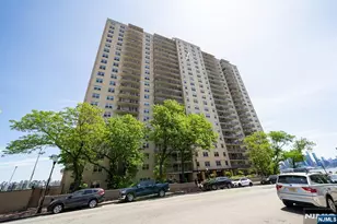 6600 Blvd East 10N, West New York, NJ 07093 - Photo 27