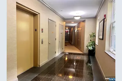 1100 River Road 302 #302, Edgewater, NJ 07020 - Photo 5