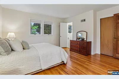 419 Hopper Avenue, Ridgewood, NJ 07450 - Photo 19