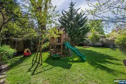 104 Gates Avenue, Montclair, NJ 07042 - Photo 45