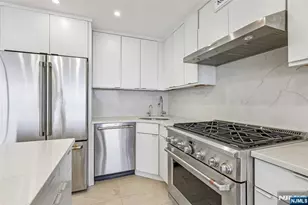 1 Horizon Road 1404, Fort Lee, NJ 07024 - Photo 13