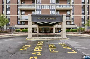 1 Horizon Road 1404, Fort Lee, NJ 07024 - Photo 3