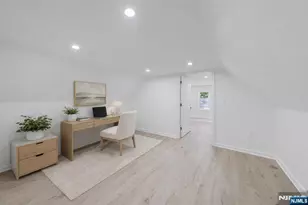 27 Monsignor Owens Pl 2, Nutley, NJ 07110 - Photo 15