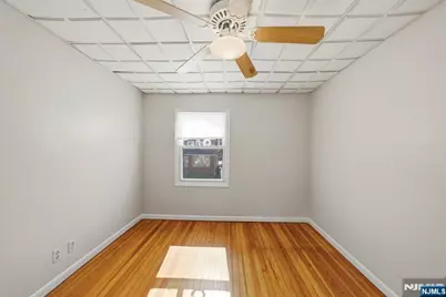 219 Columbus Avenue, Palisades Park, NJ 07650 - Photo 15