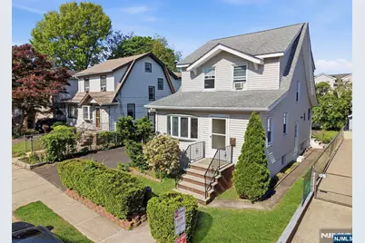 219 Columbus Avenue, Palisades Park, NJ 07650 - Photo 3